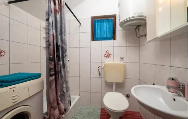 Cozy Apartment Abazi Pula